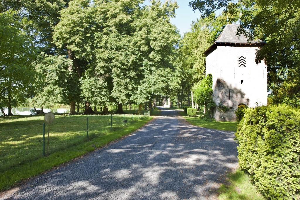 Hotel Lozerkasteel Kruishoutem Exterior foto